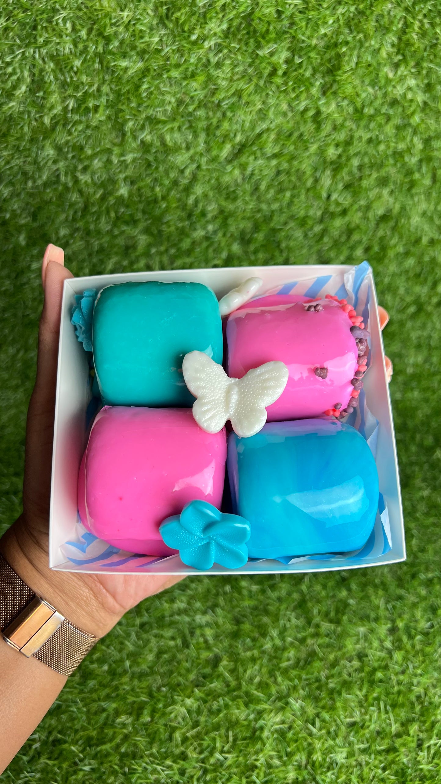 BIG CANDY SHAMALLOW BOX SURPRISE 🍭 4 unités - Livraison partout en France 🇫🇷