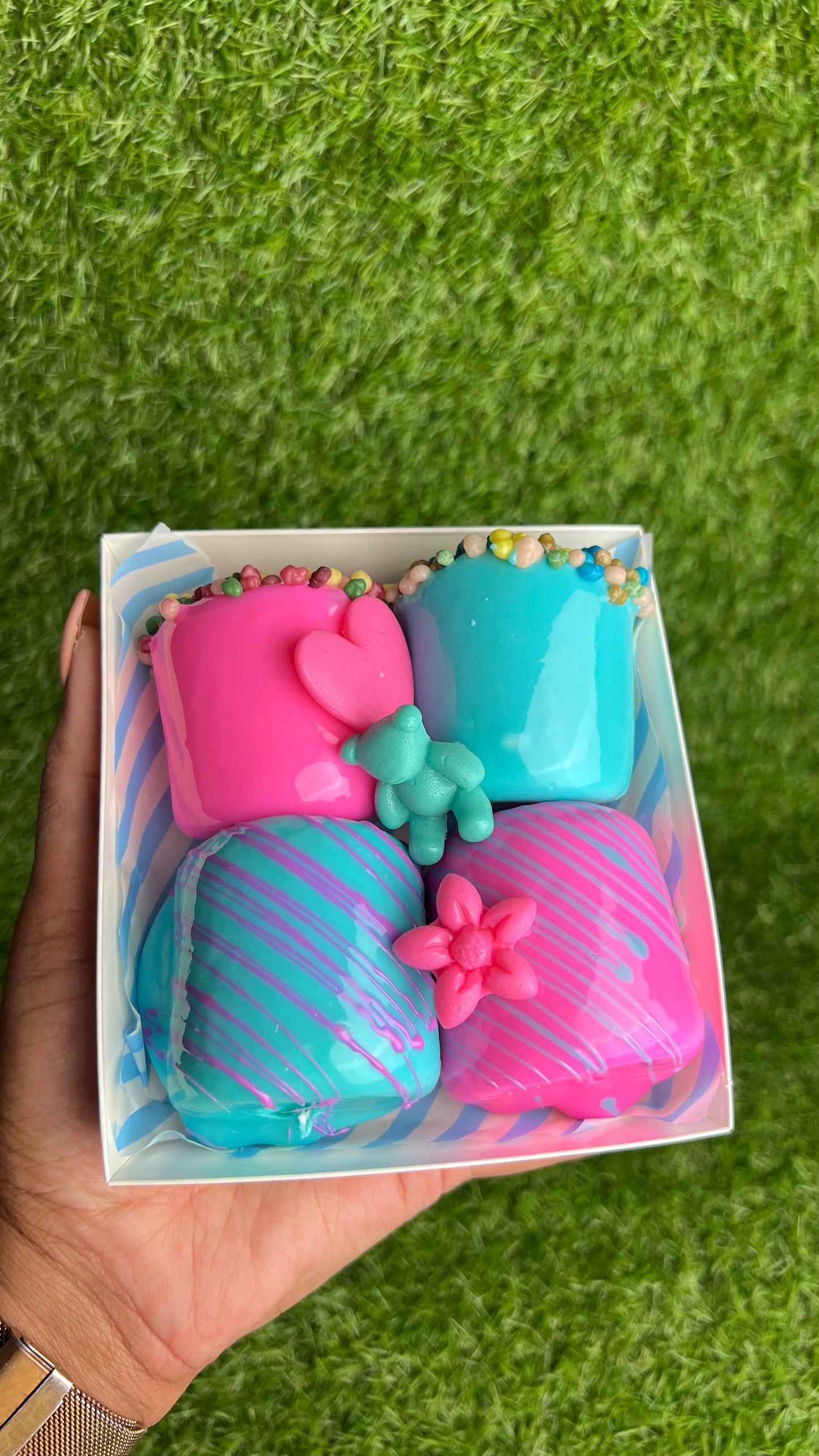 BIG CANDY SHAMALLOW BOX SURPRISE 🍭 4 unités - Livraison partout en France 🇫🇷